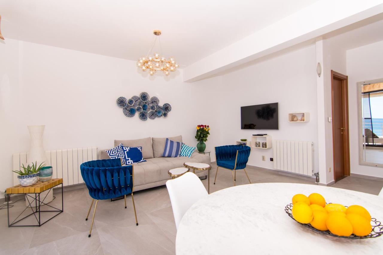 Gallery Luxury Suites & Rooms-Only Adults Split Luaran gambar